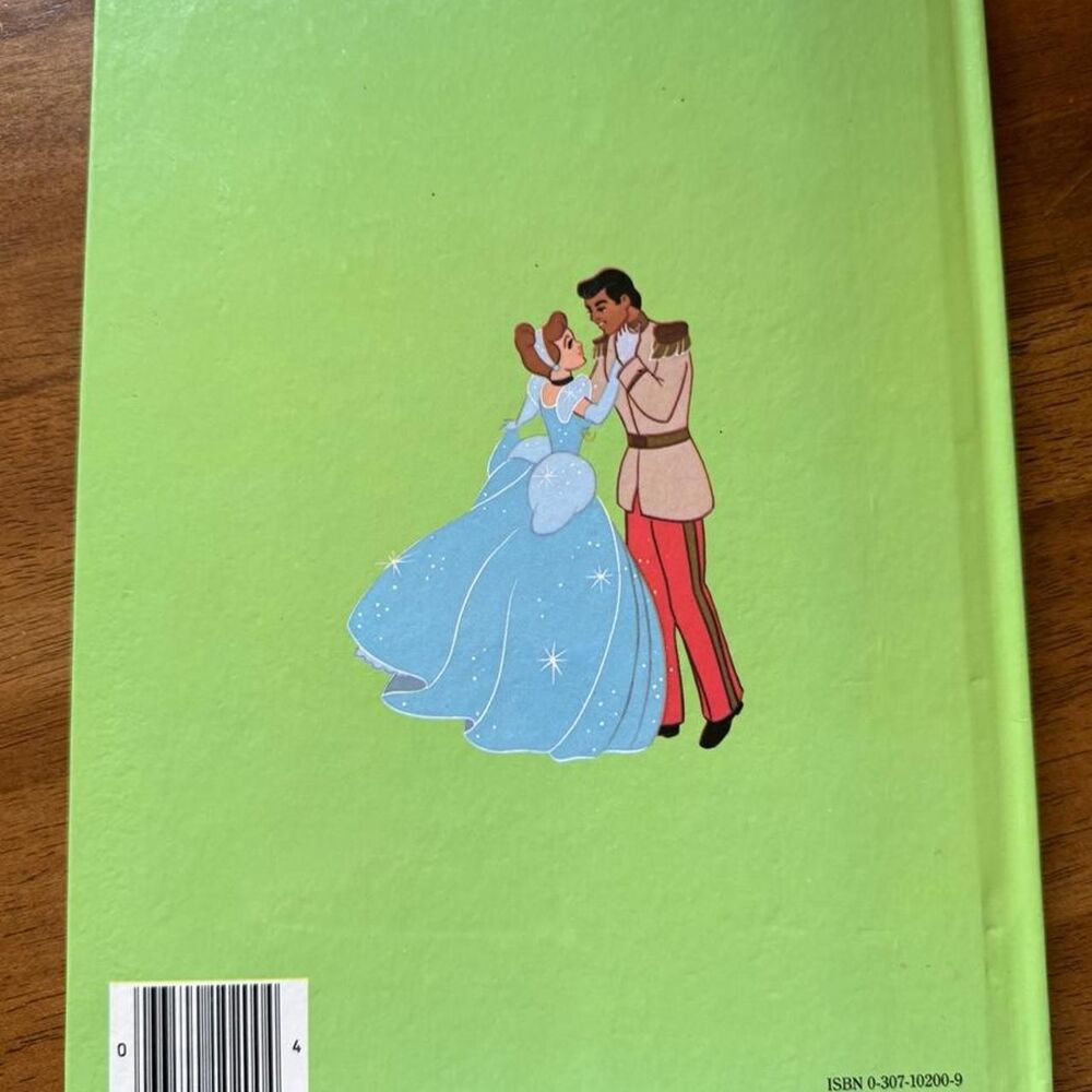 Disney multi Books - Picture 2 of 2